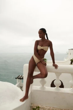 Vera Bandeau Bikini Top -Cheap New Bikini World Store VERA TOP Bikini Top Leme Lifestyle